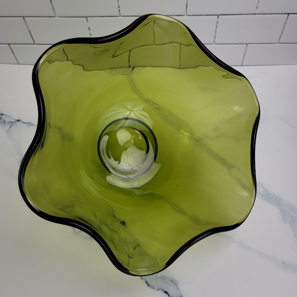 Vtg Avocado Green Tulip Rim Glass Bowl - Picture 4 of 15